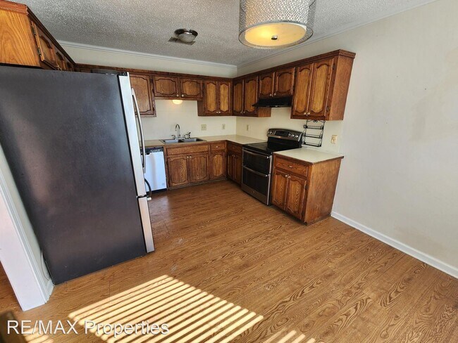 Foto del edificio - 3 br, 2 bath House - 8744 Pecan Tree Dr.