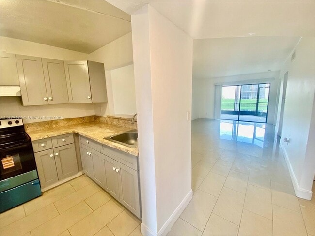 Photo - 3199 Foxcroft Rd Apartment