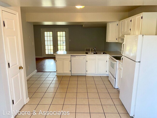 Foto del edificio - 3 br, 2.5 bath House - 216 South Avenue