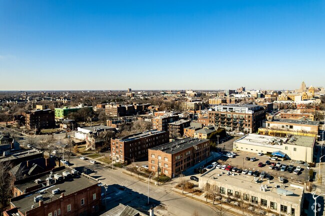 ¿Desea North West - 434 W Alexandrine St