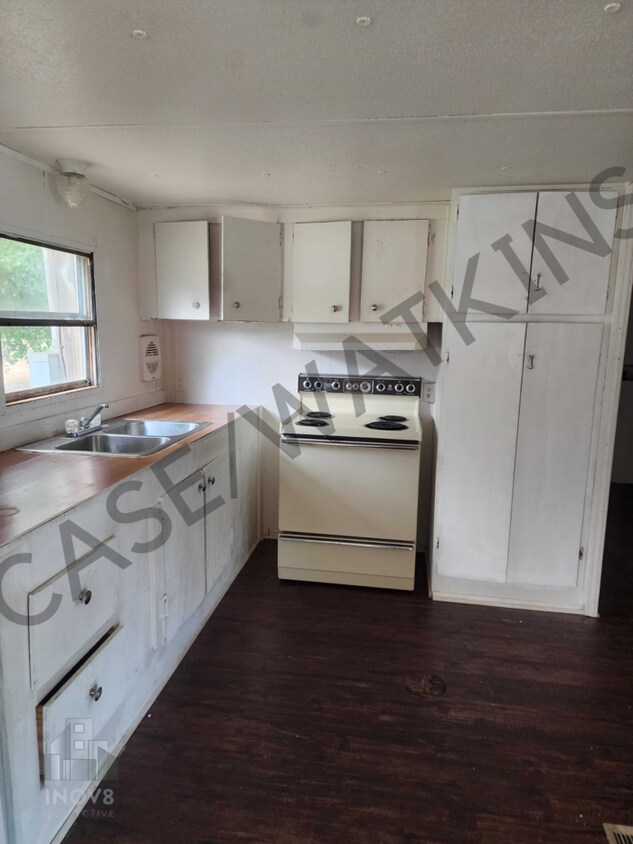 Primary Photo - 2 bed 1 bath Mobile Home in a Mobile Home ...