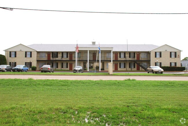 Hurst Garden Apartments Hurst Garden Apartments