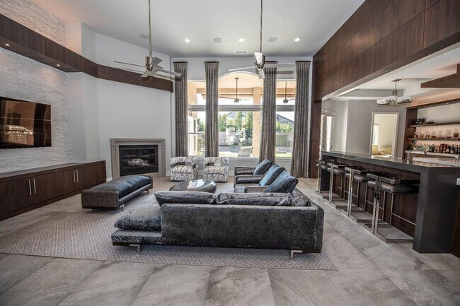 Building Photo - Luxury Unfurnished Single-Story Custom Home for Lease in Copper Ridge