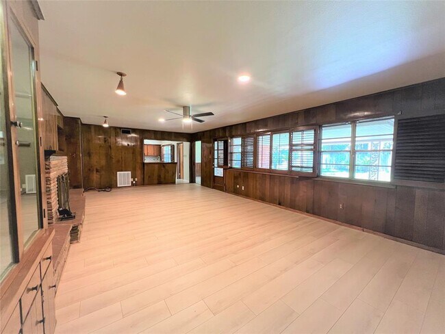 Building Photo - 11756 Taylorcrest Rd