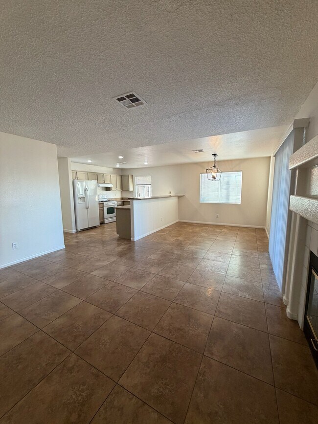 Building Photo - 3380 Stacey Lyn Dr