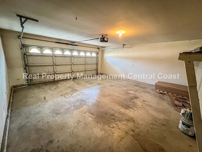 Foto del edificio - AVAILABLE OCTOBER - Terrific Grover Beach ...