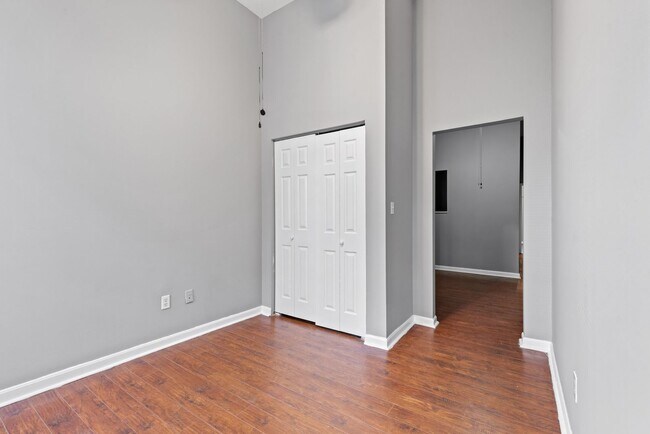 Foto del edificio - 1926 McCulloh St