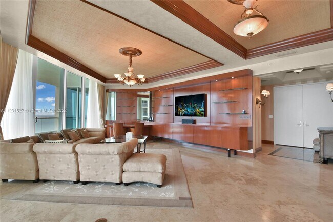 Foto del edificio - 16051 Collins Ave