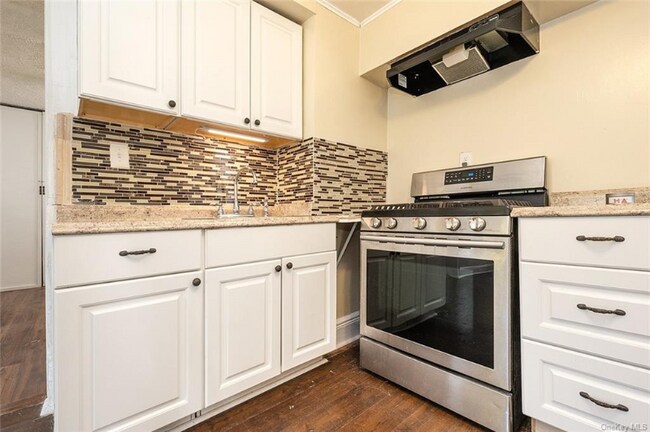 Foto del edificio - 13 Inwood Pl