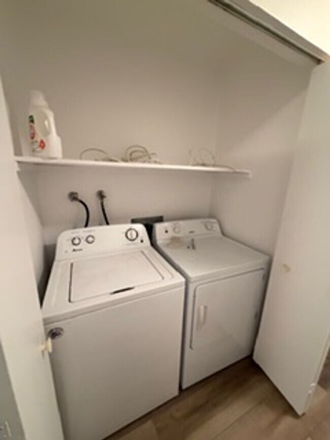 Foto del edificio - Northwood Estate Charmer