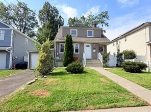 Building Photo - 1028 Morris Ave