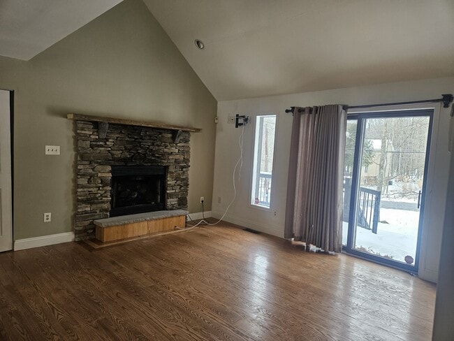 Building Photo - 116 Cheyney Dr