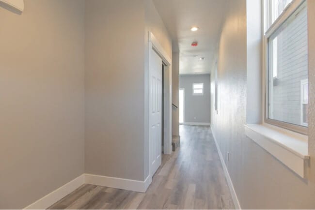 Foto del edificio - 2298 Deerfield Ln