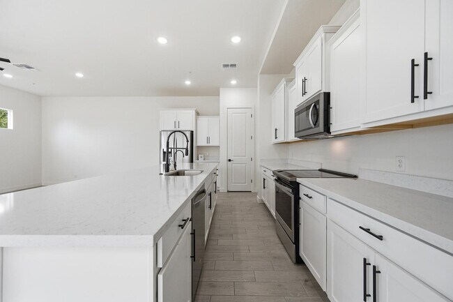 Foto del edificio - 2452 E Lovebird Ln