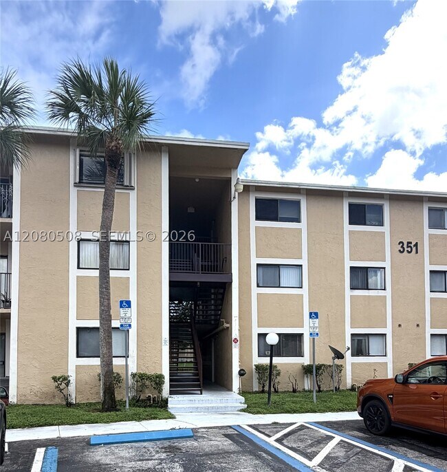 Foto del edificio - 351 Palm Way