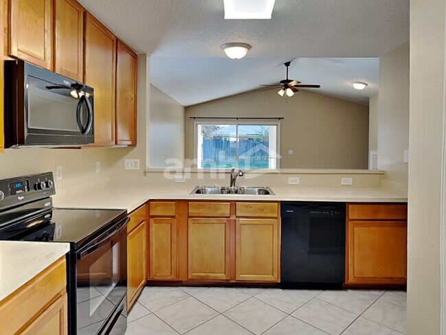 Foto del edificio - 9422 Daniels Mill Dr