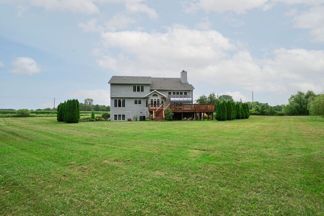 Foto del edificio - Expansive 6 bedroom home, Baroda