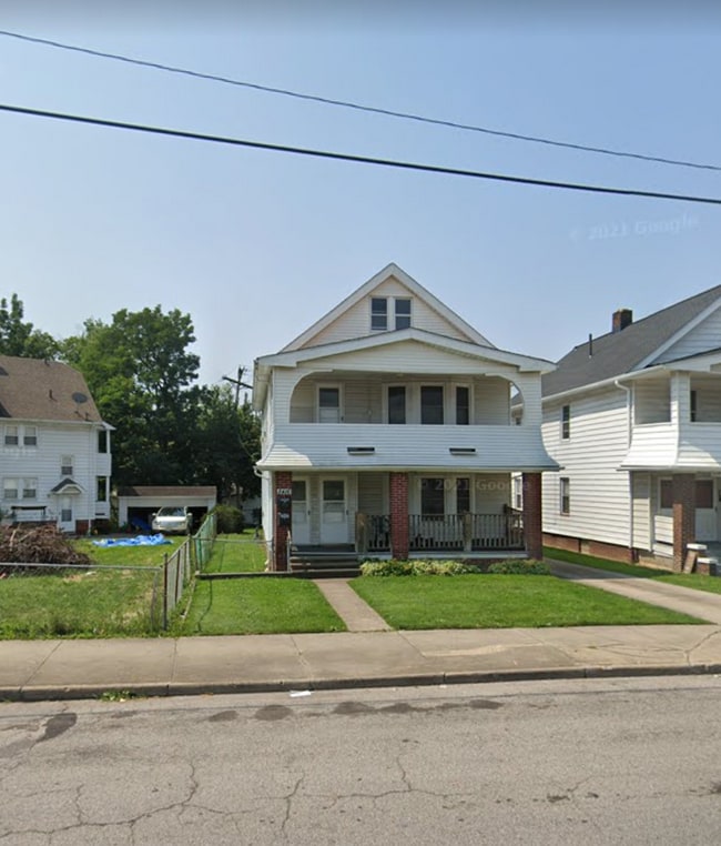 Building Photo - 8416 Garfield Blvd