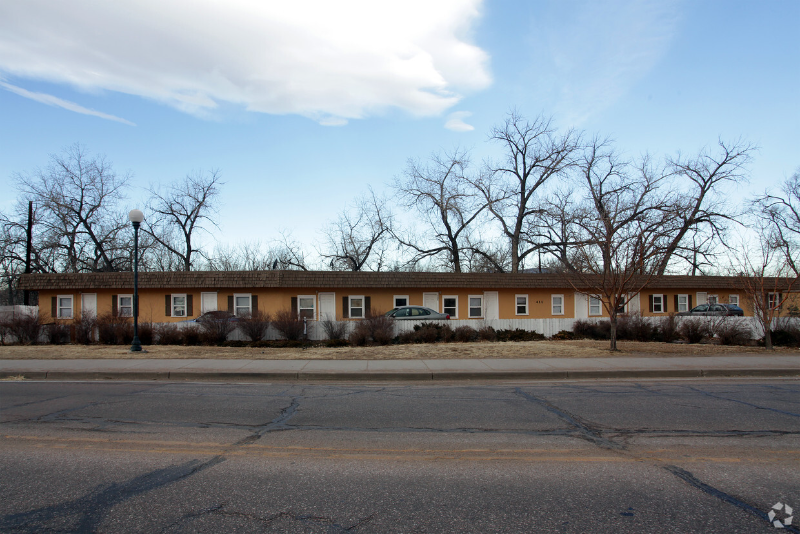 Primary Photo - 411 S Santa Fe Ave