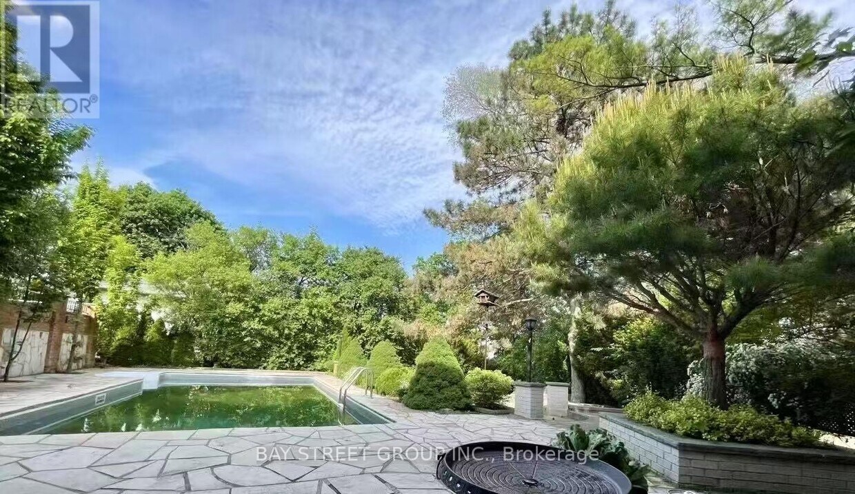 Photo principale - 1240 Falgarwood Dr