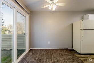 1BR, 1BA - 687SF - Cambridge Park