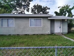 Building Photo - 3934 40th Ave N