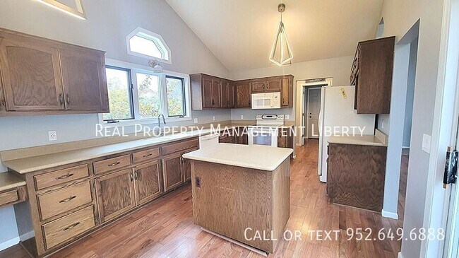 Foto del edificio - 4282 Joppa Ct