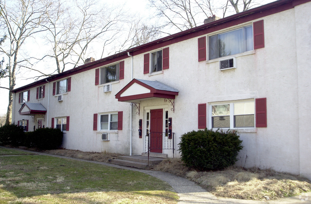 Building Photo - Sun Garden Apartments