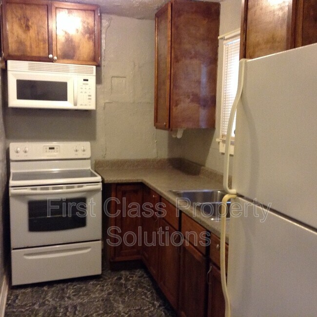 Foto del edificio - 121 NW 29th St