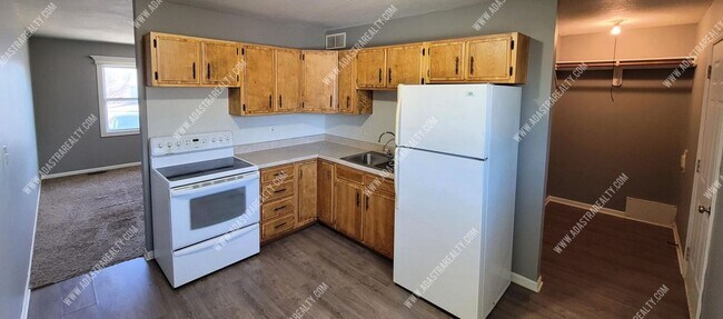Building Photo - Remodeled Duplex in Independence-Available...