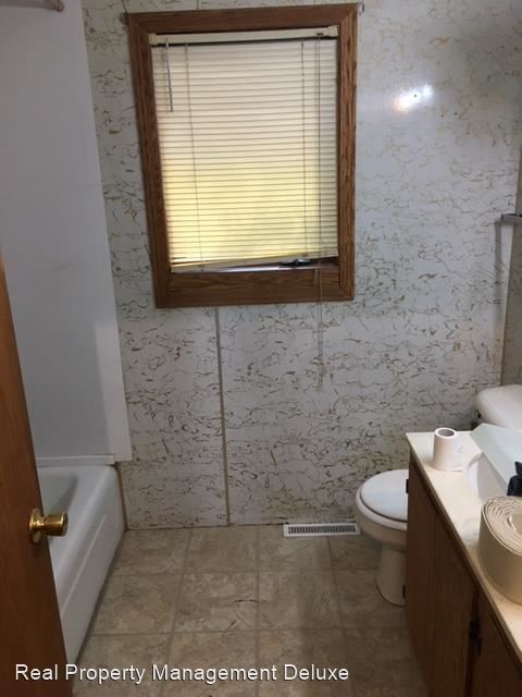Foto del edificio - 3 br, 2 bath House - 615 4th St SW