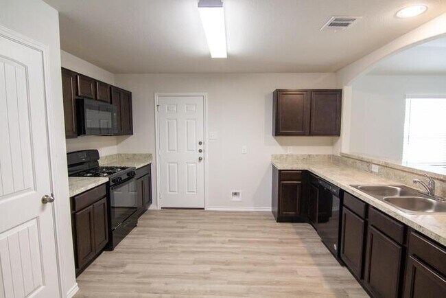 Foto del edificio - Hunter's Creek - 218 Blue Crane St. Huntsv...