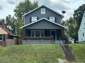 Building Photo - 2312 Wyoming St