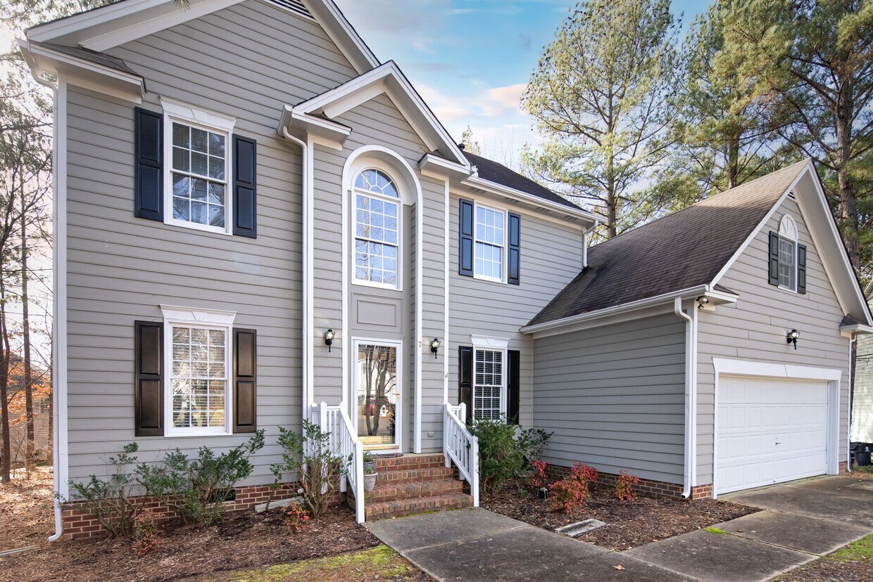 Primary Photo - Available early Spring! Beautiful 3 bedroo...