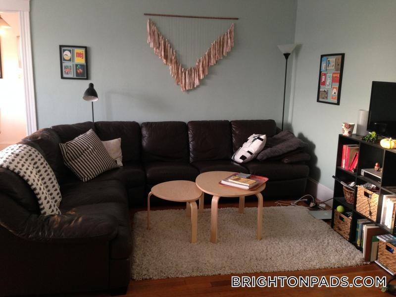 Foto principal - 1615 Commonwealth Ave
