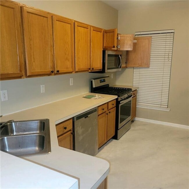 Building Photo - 2127 Dillard Crossing