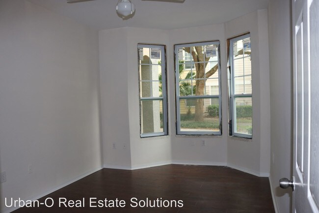 Building Photo - 2035 Erving Cir