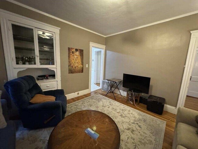 Foto del edificio - 28 Sunset Rd