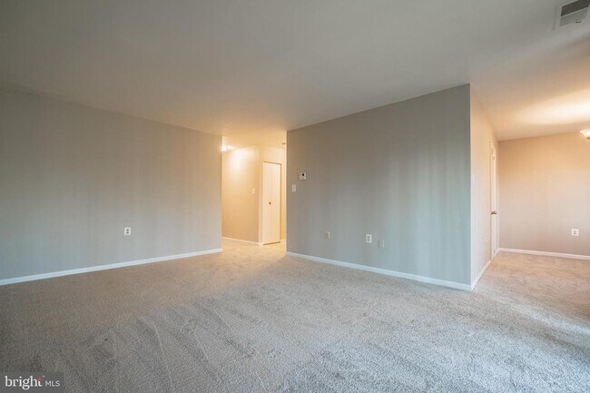 Foto del edificio - 1556 Northgate Square
