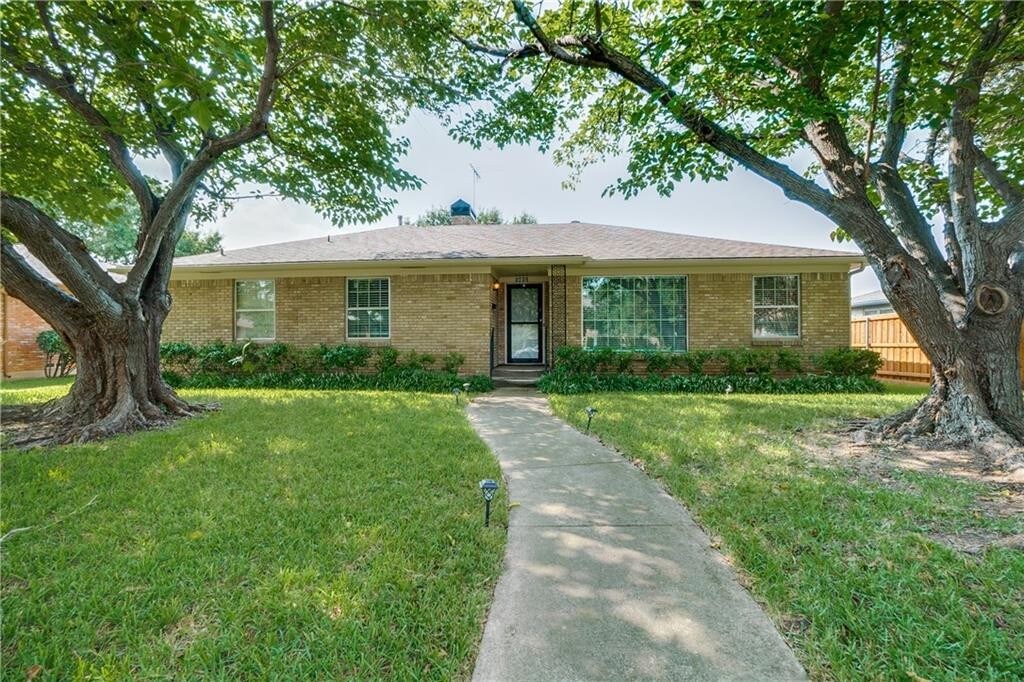 Primary Photo - 5812 Marview Ln