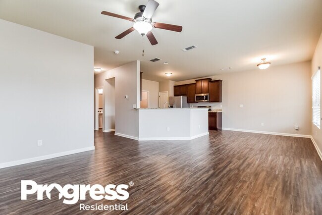 Foto del edificio - 324 Concord Terrace