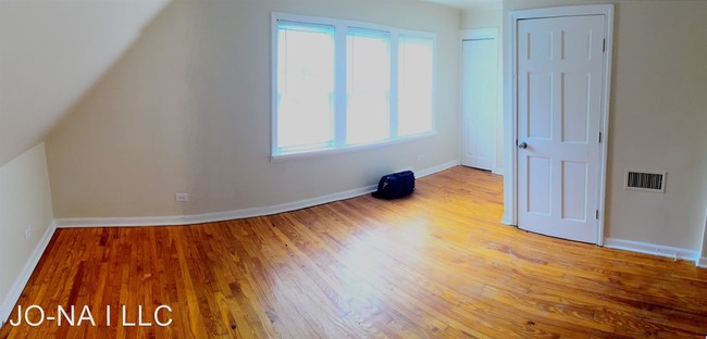 Building Photo - 444 W 118th St
