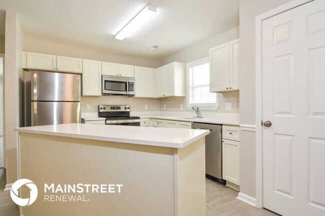 Foto del edificio - 6073 Birkdale Dr