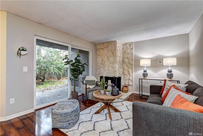 Foto del edificio - 14630 NE 35th St