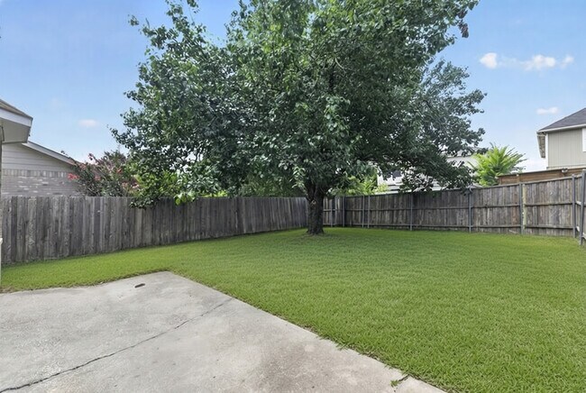 Foto del edificio - 2740 Windswept Ln
