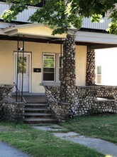Building Photo - 54 Sailly Ave