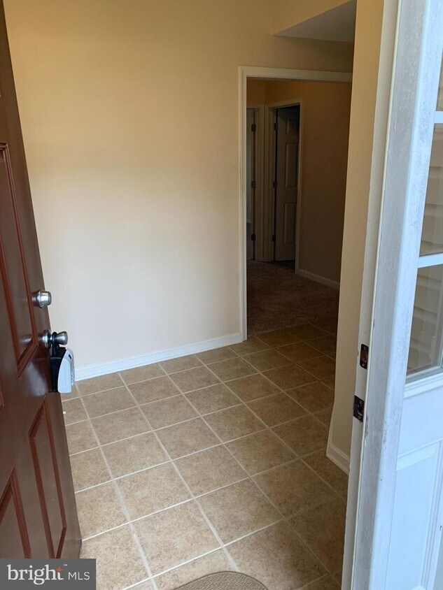 35152 Sara Ct, Locust Grove, VA 22508 Townhouse for Rent in Locust