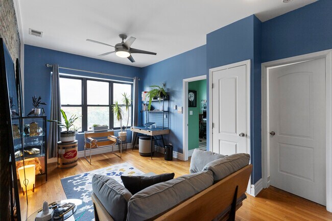 Foto del edificio - 5605 N Glenwood Ave