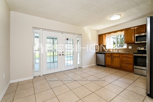 Building Photo - 1313 Bramblewood Dr