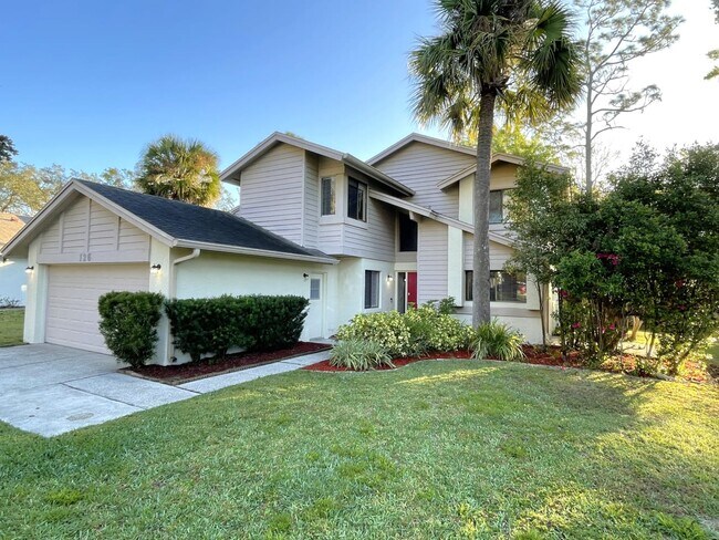 Building Photo - 126 W York Ct